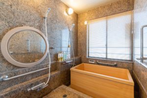 Duplex Family Room hinoki bath